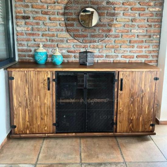 Die speziellsten Holzkonsolen-Designs gibt es in Raweyn...